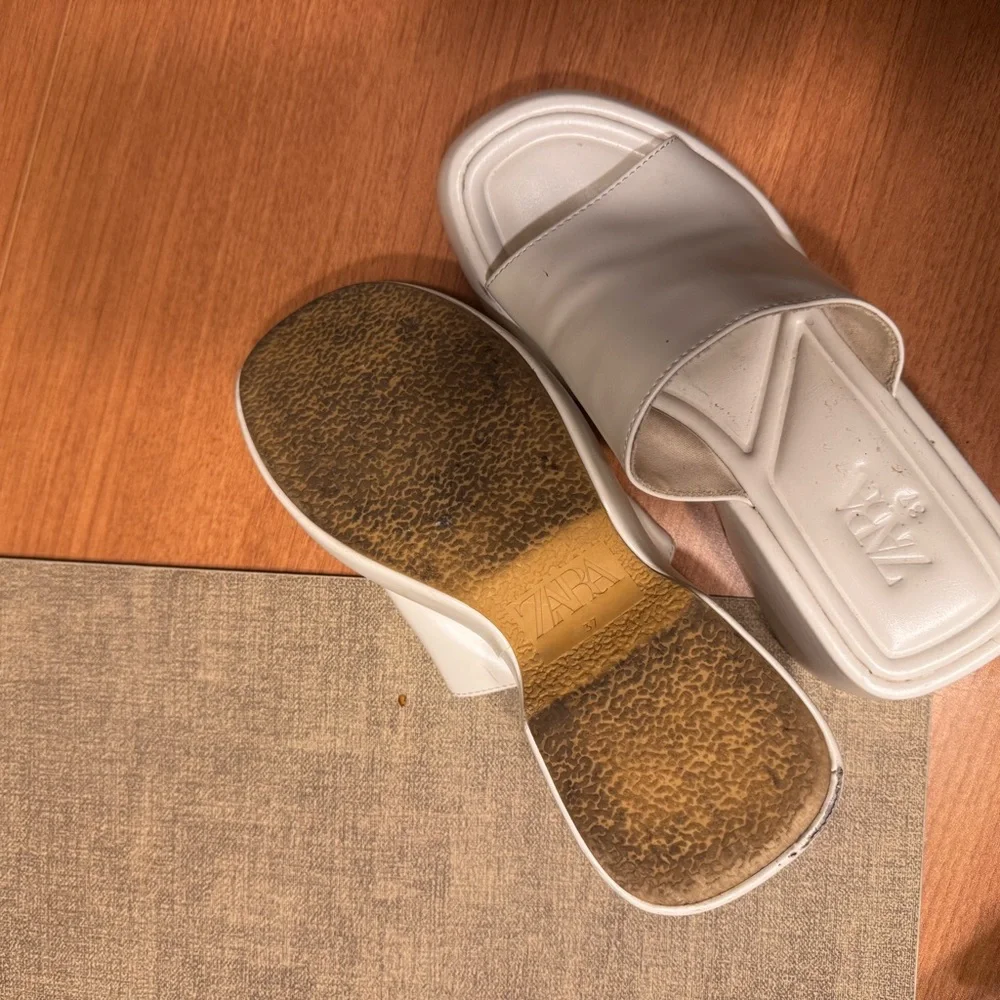 Zara White Slide Sandals